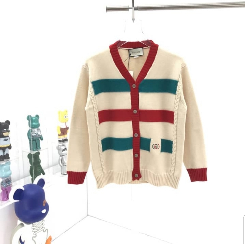 Oversized cable knit cardigan